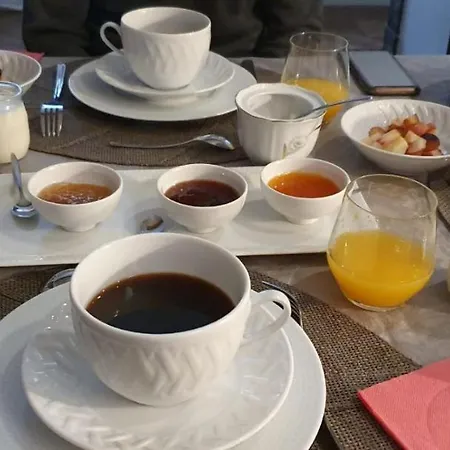 La Cour Carree - D'hotes Готель типу 