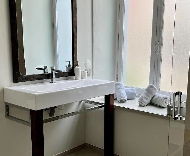 Nocleg ze śniadaniem La Cour Carree - D'hotes Carcassonne