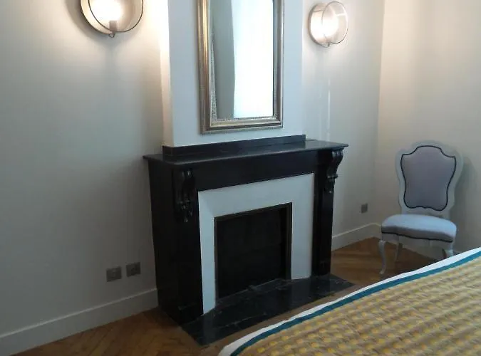 La Cour Carree - D'hotes Nocleg ze śniadaniem 3*